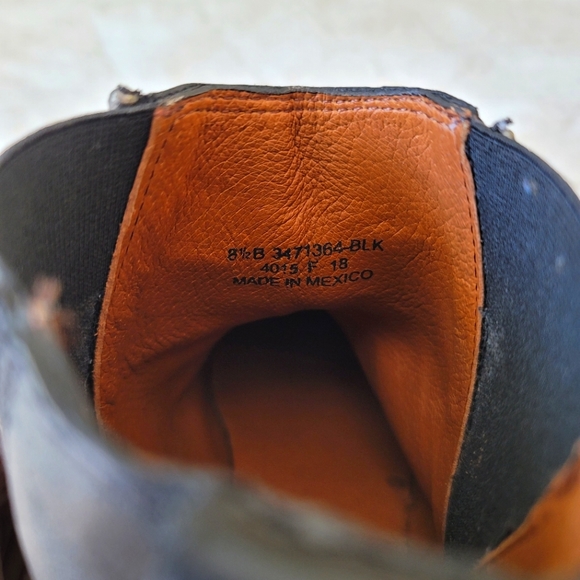 Frye Carly Zip Chelsea Boots. Women's 8.5. Black - Picture 5 of 10